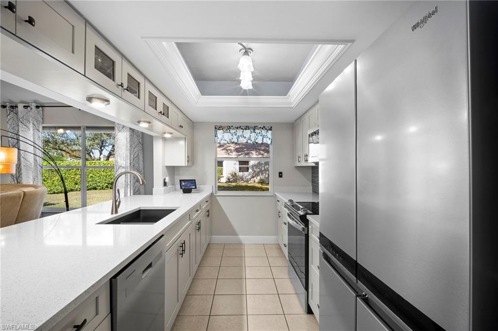 22180 Sundancer CT 806