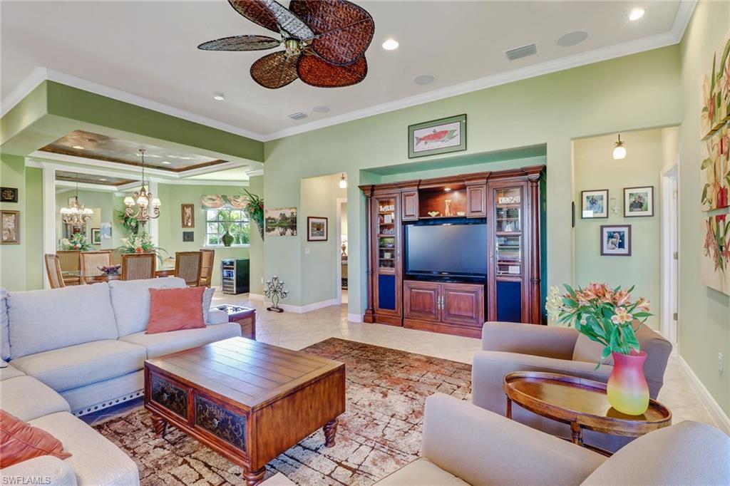 THE ENCLAVE - Residential