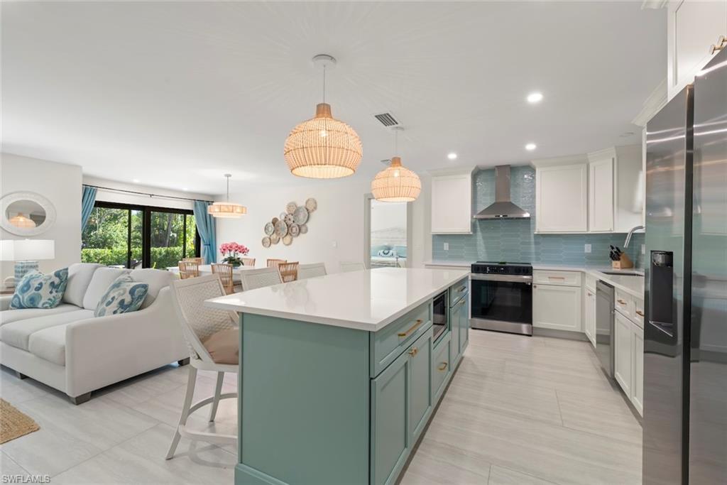 BLIND PASS CONDO - Residential