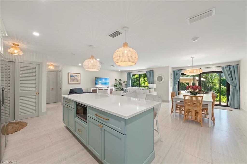 BLIND PASS CONDO - Residential