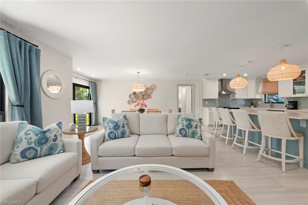 BLIND PASS CONDO - Residential