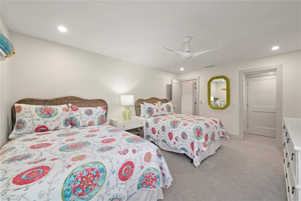 BLIND PASS CONDO - Residential