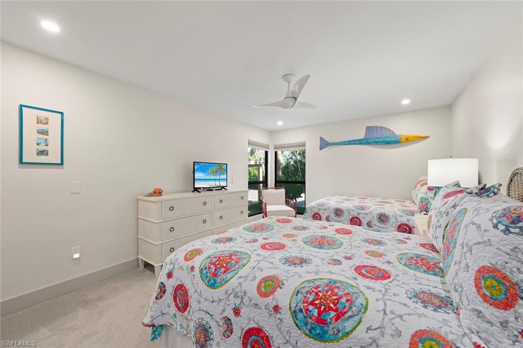 BLIND PASS CONDO - Residential