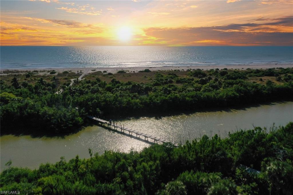 BLIND PASS CONDO - Residential