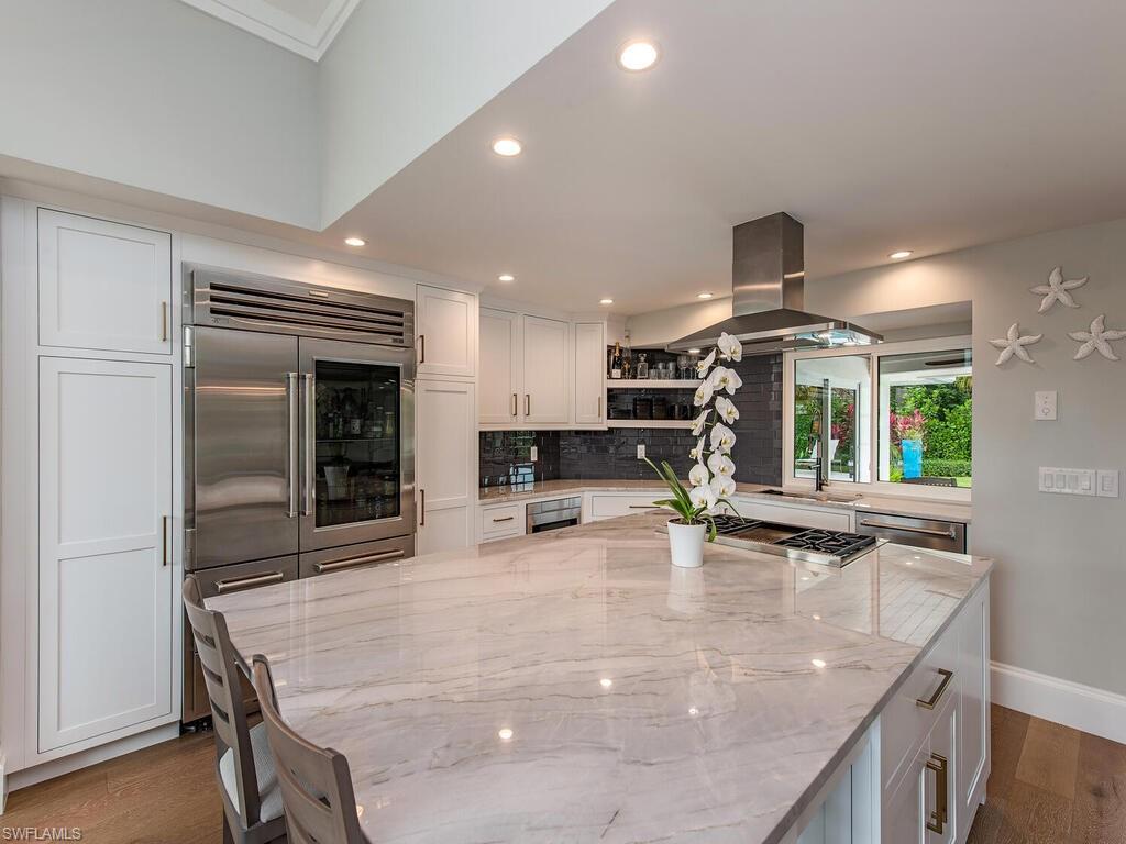 PARK SHORE - Residential