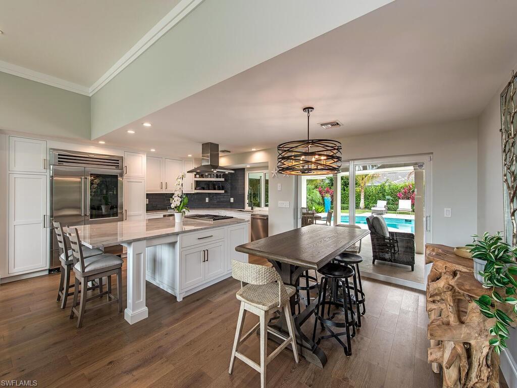 PARK SHORE - Residential