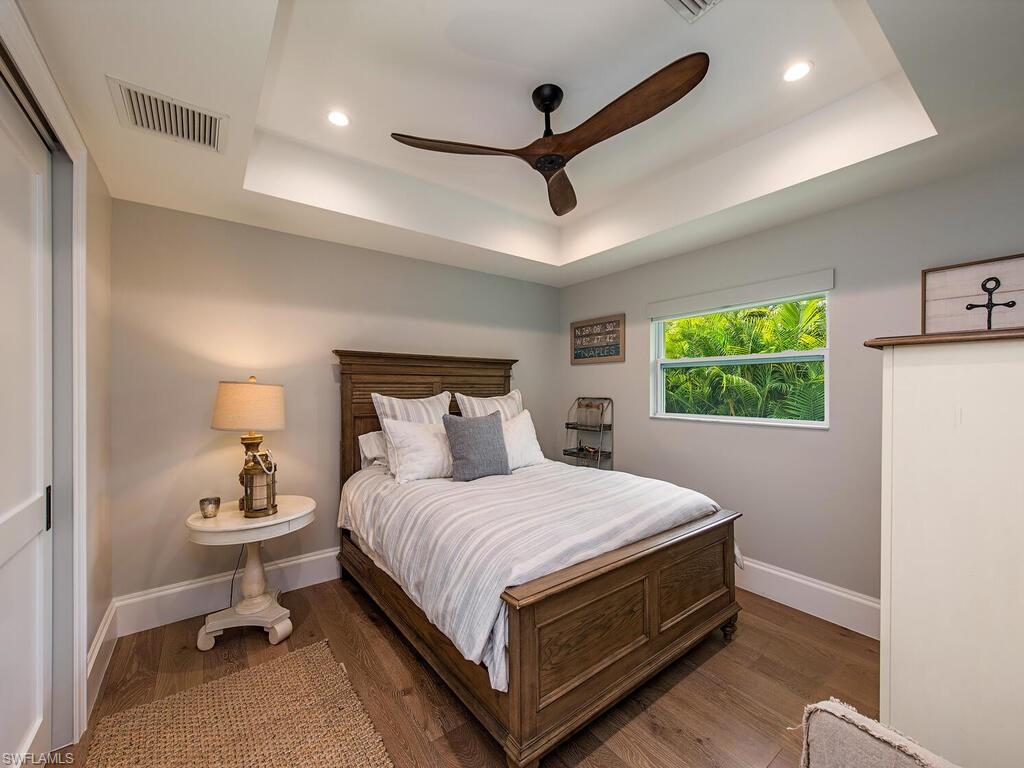 PARK SHORE - Residential