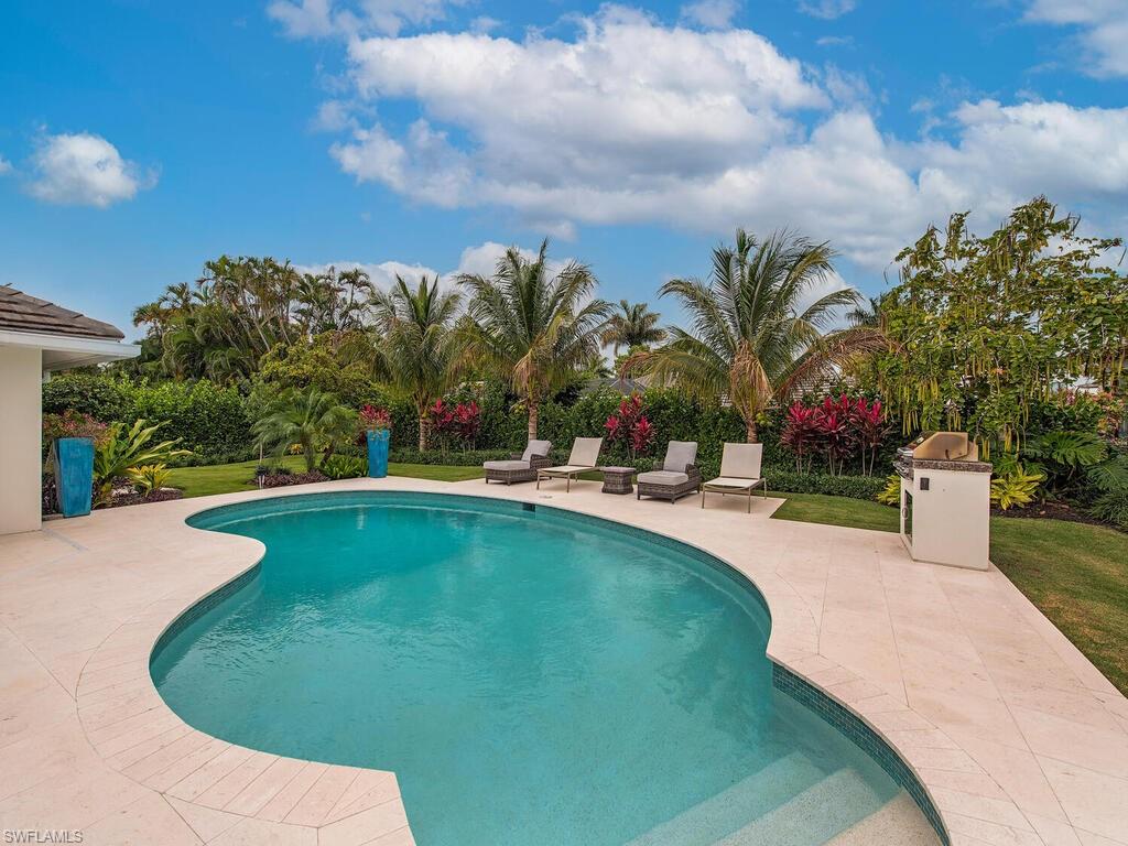 PARK SHORE - Residential