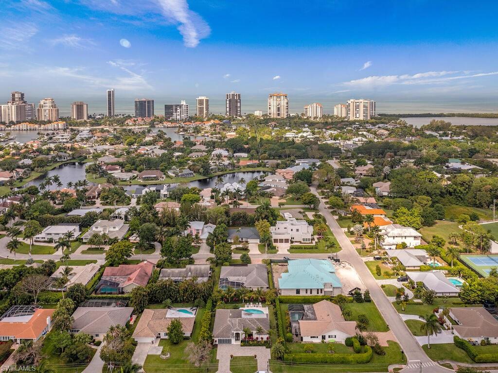 PARK SHORE - Residential