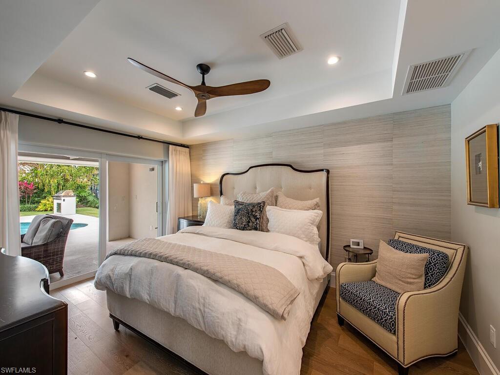 PARK SHORE - Residential