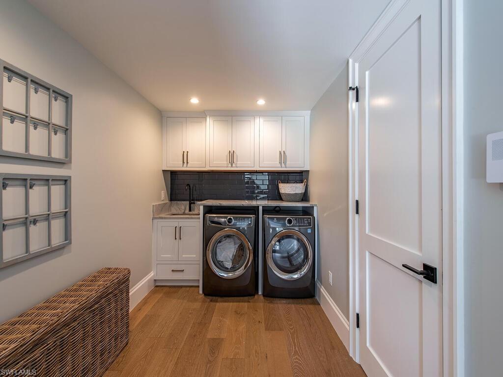 PARK SHORE - Residential