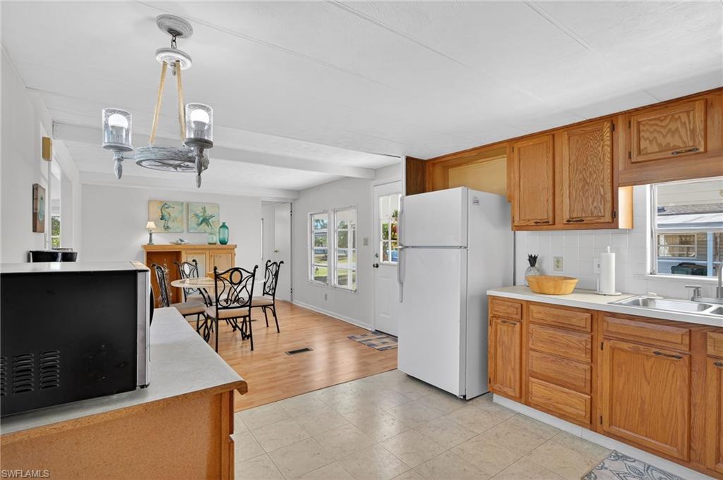 RIVERWOOD - Residential