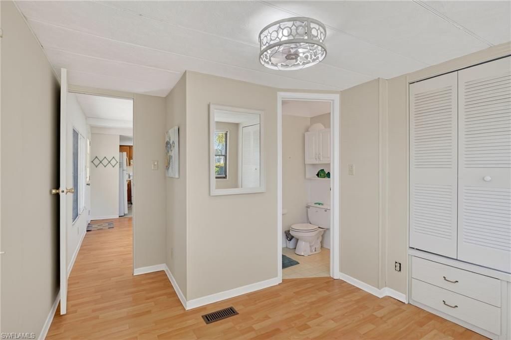 RIVERWOOD - Residential