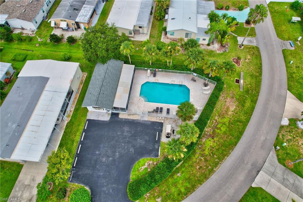 RIVERWOOD - Residential