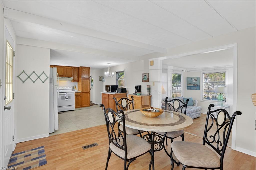 RIVERWOOD - Residential