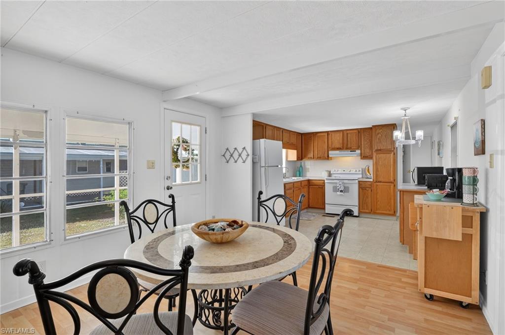 RIVERWOOD - Residential