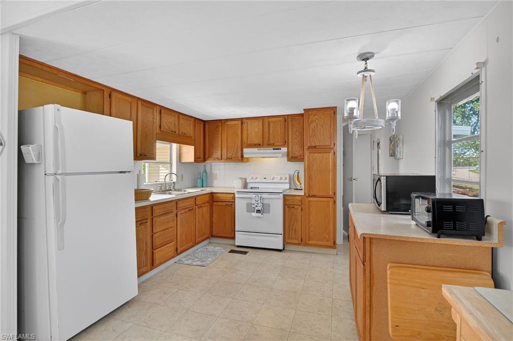 RIVERWOOD - Residential