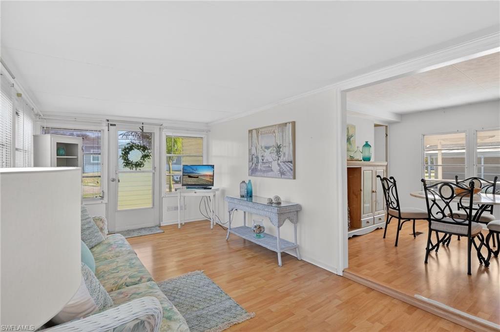 RIVERWOOD - Residential