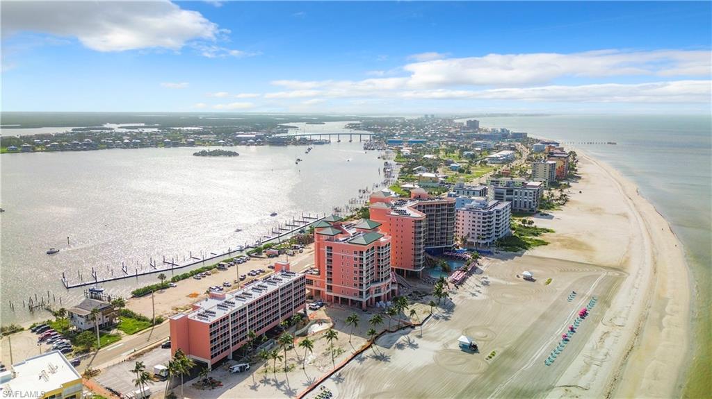 SANIBEL VIEW VILLAS - Residential
