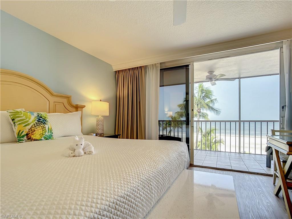 SANIBEL VIEW VILLAS - Residential