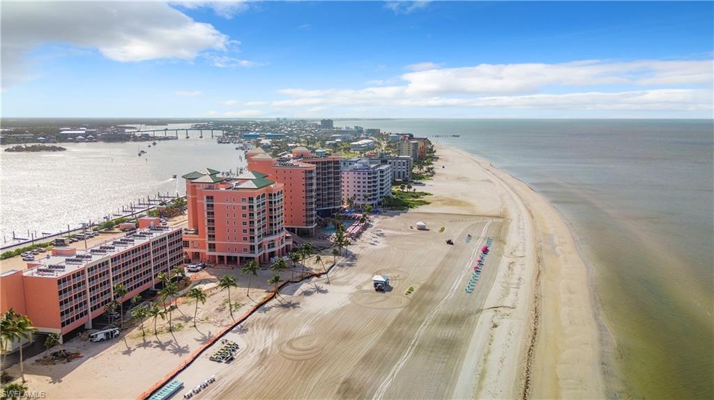 SANIBEL VIEW VILLAS - Residential