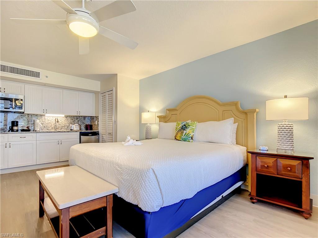 SANIBEL VIEW VILLAS - Residential