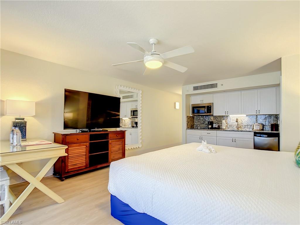 SANIBEL VIEW VILLAS - Residential