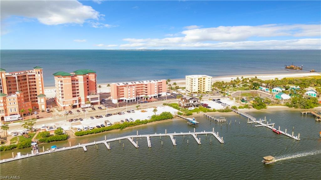 SANIBEL VIEW VILLAS - Residential