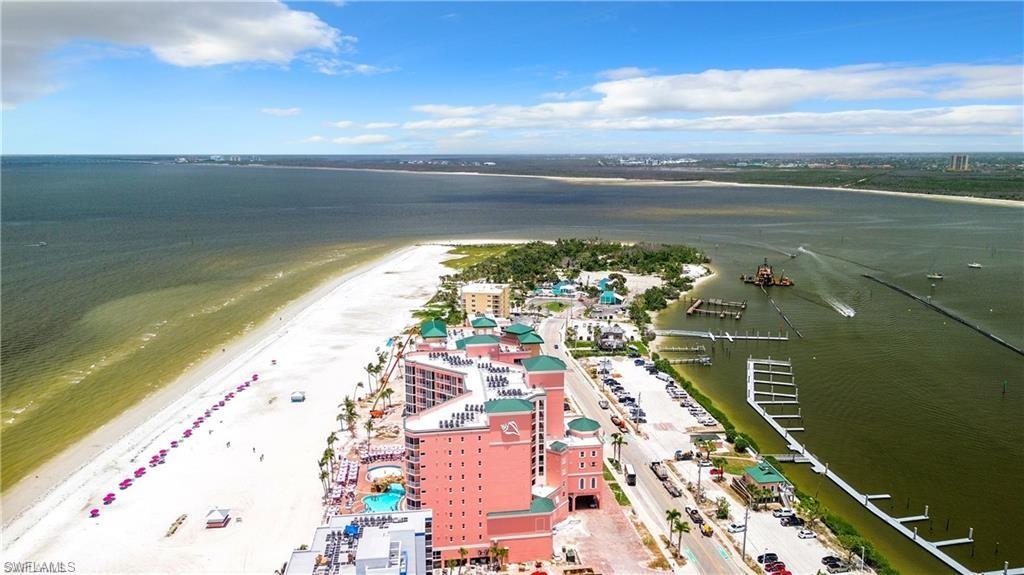 SANIBEL VIEW VILLAS - Residential