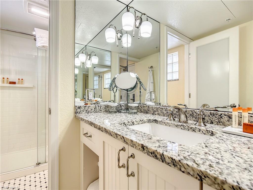 SANIBEL VIEW VILLAS - Residential