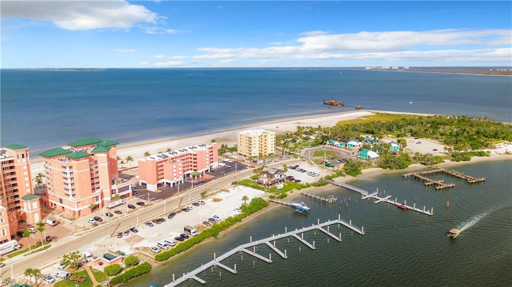 SANIBEL VIEW VILLAS - Residential