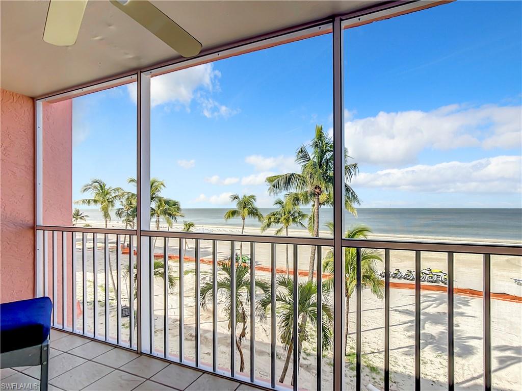 SANIBEL VIEW VILLAS - Residential