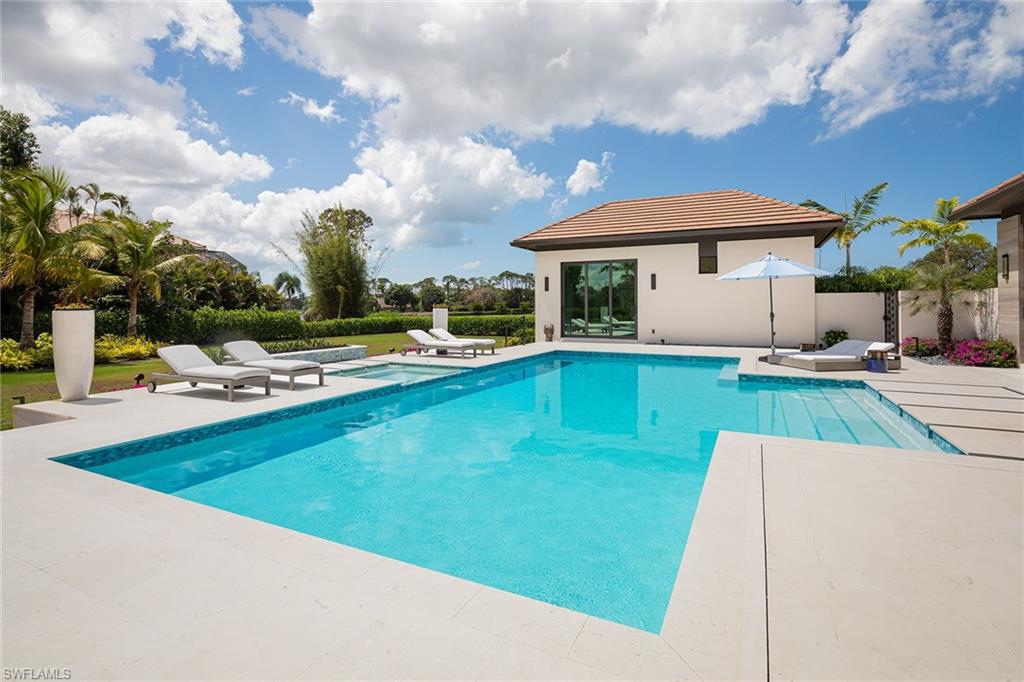 PINE RIDGE - Residential