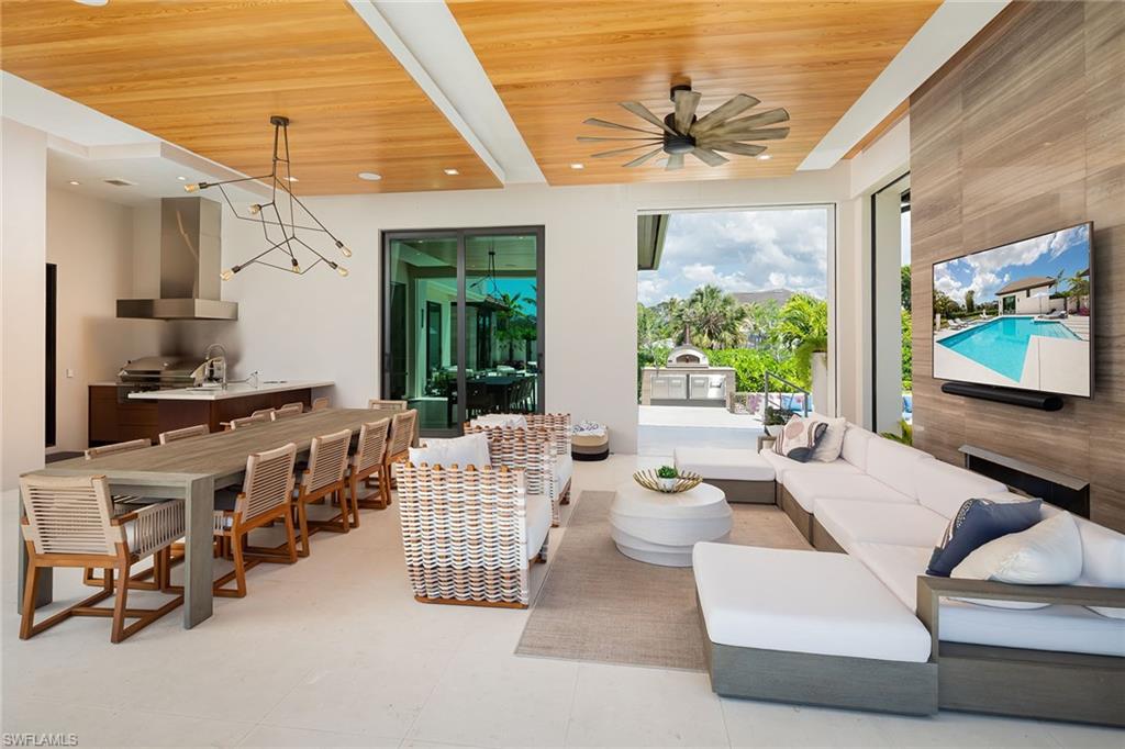 PINE RIDGE - Residential