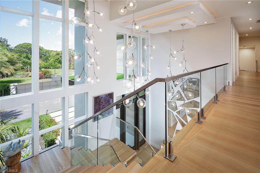 PINE RIDGE - Residential