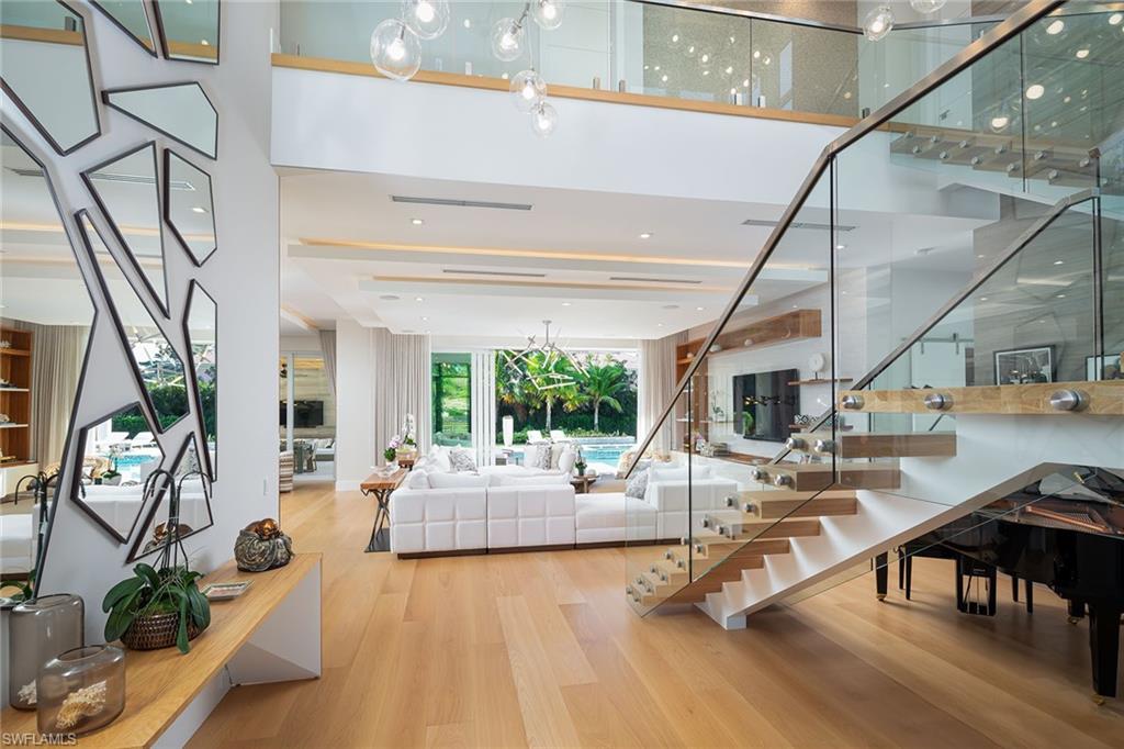 PINE RIDGE - Residential