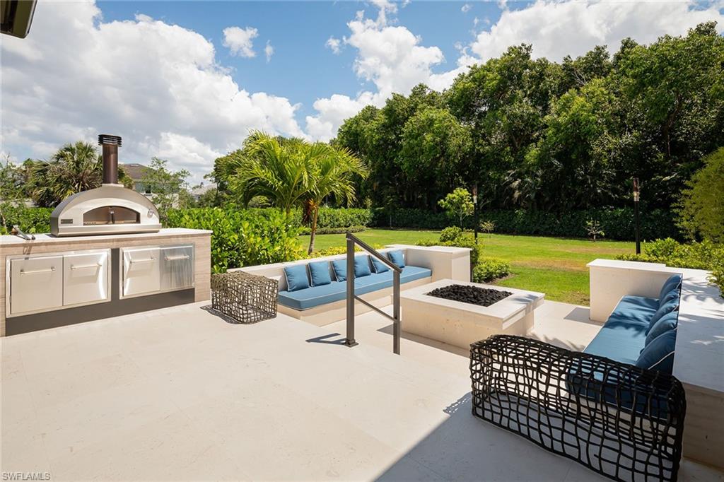 PINE RIDGE - Residential