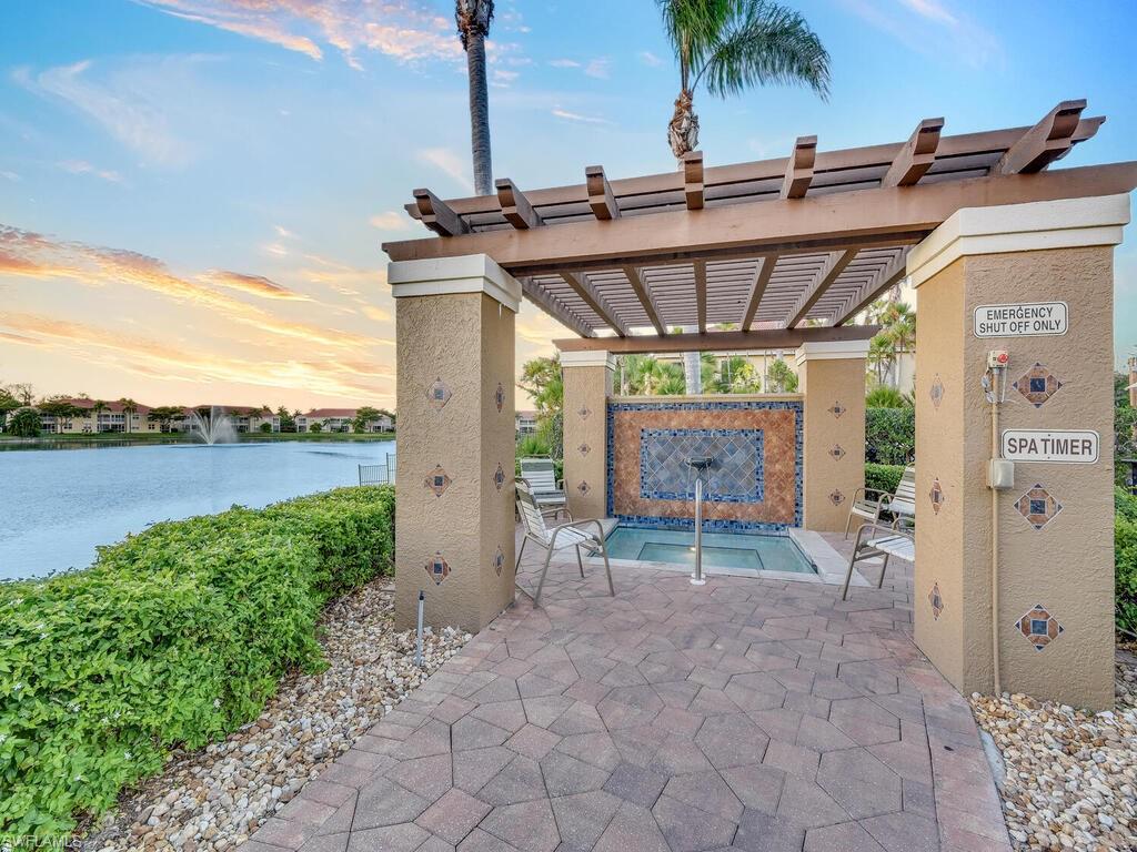 HUNTINGTON LAKES - Residential