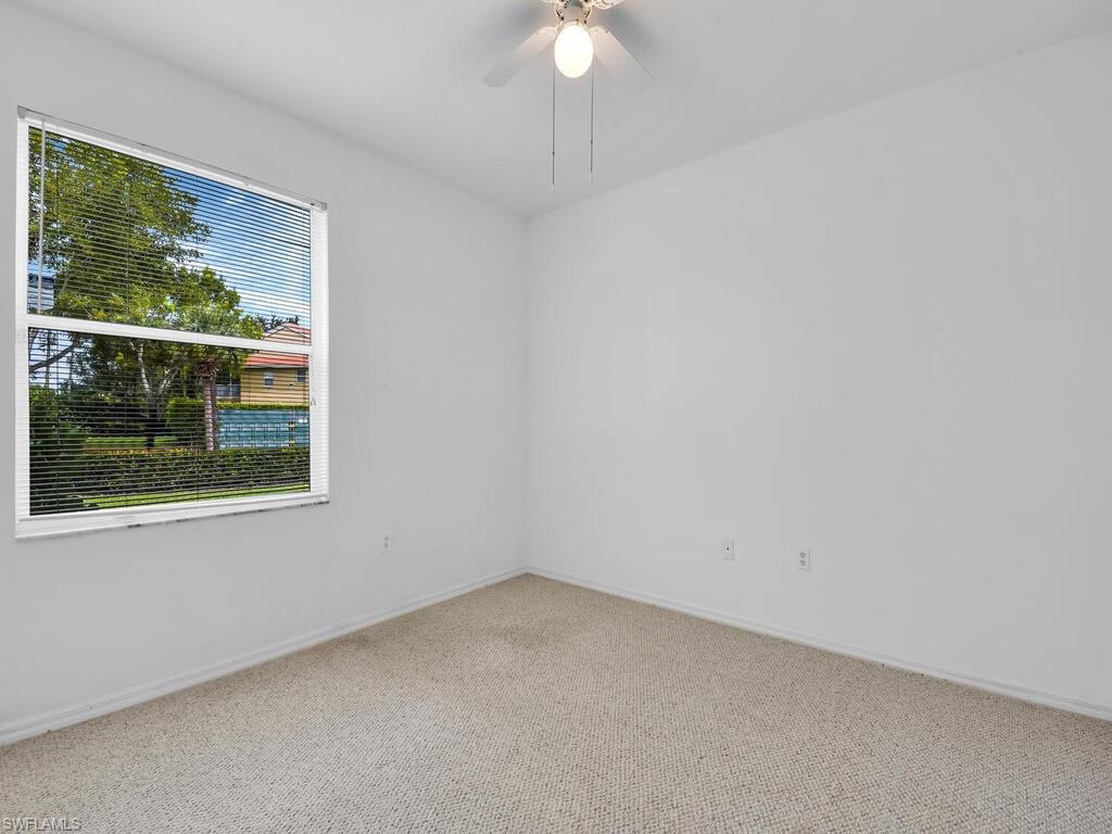 HUNTINGTON LAKES - Residential