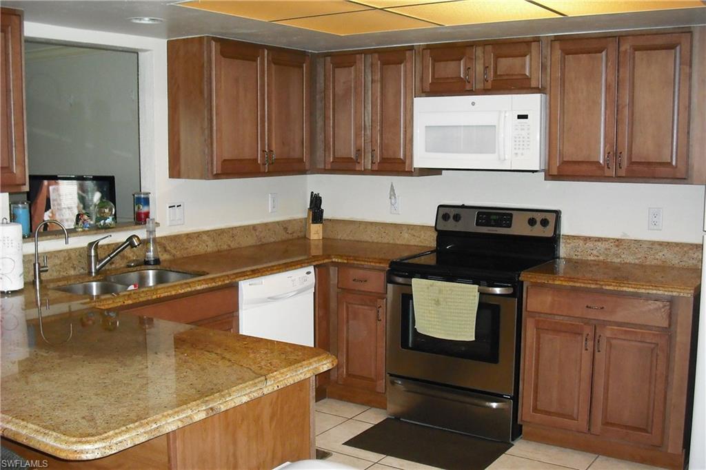 AMBERWOOD ESTATES REPLAT - Residential