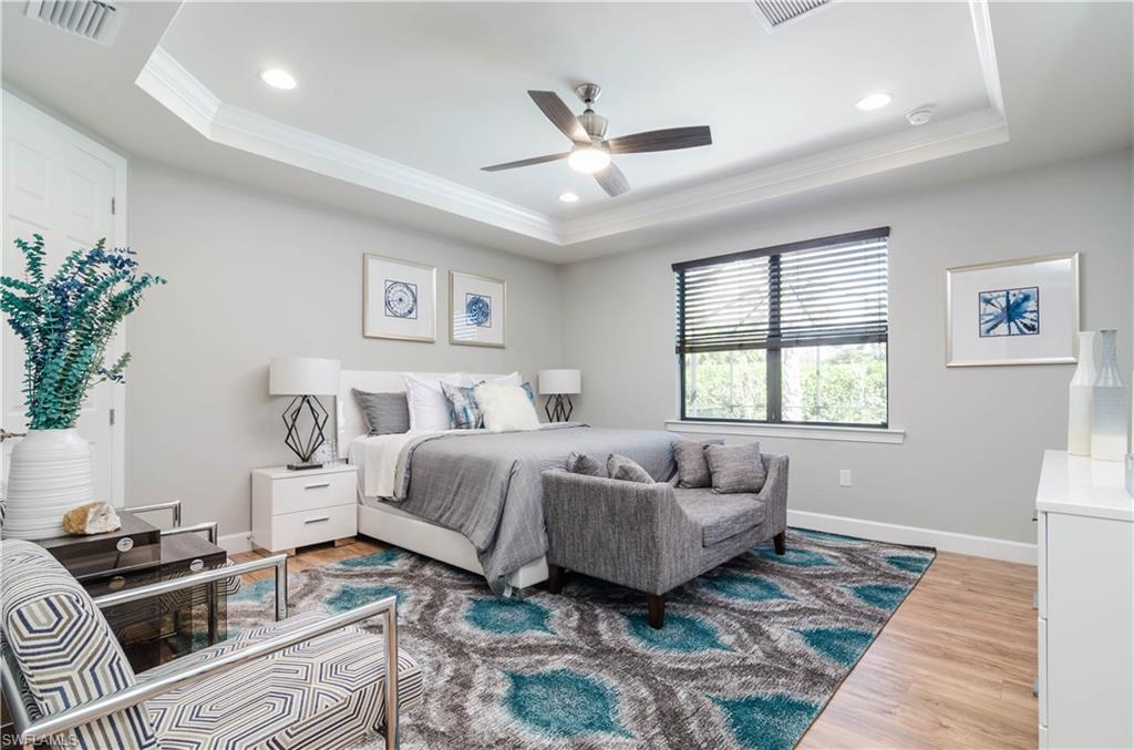 CAMDEN LAKES - Residential