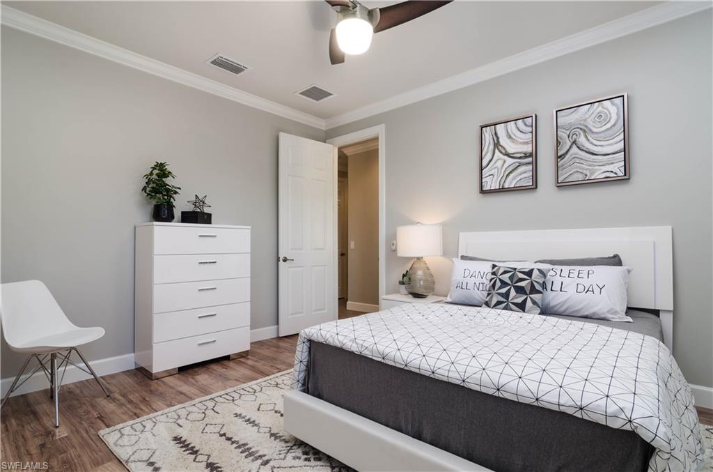 CAMDEN LAKES - Residential