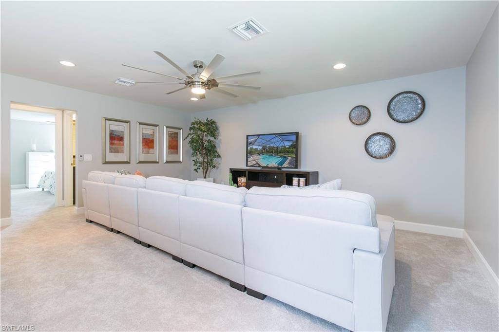 CAMDEN LAKES - Residential