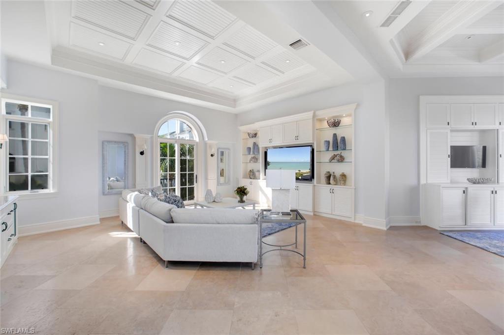 BAREFOOT BEACH - Residential