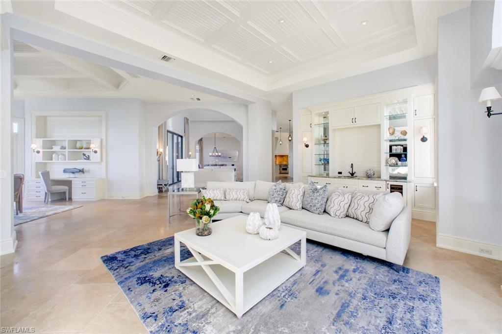 BAREFOOT BEACH - Residential