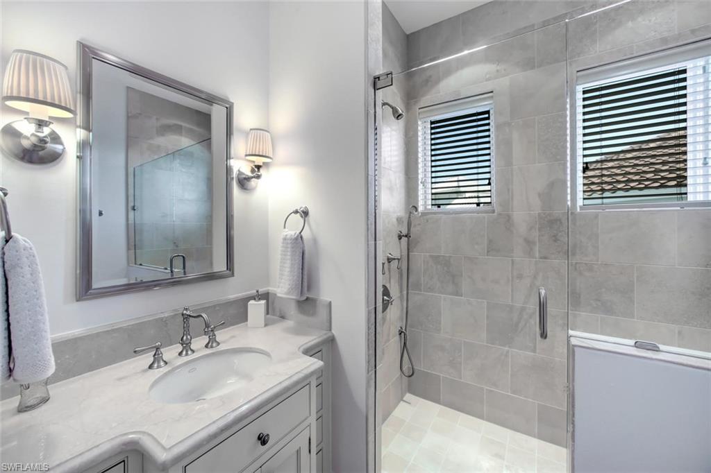 BAREFOOT BEACH - Residential