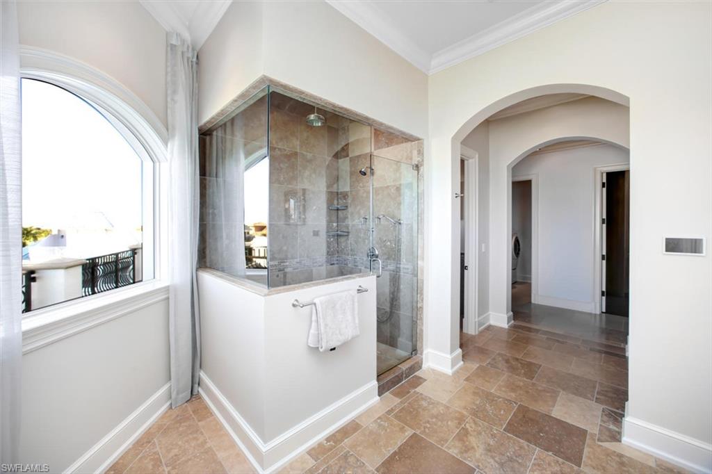 BAREFOOT BEACH - Residential