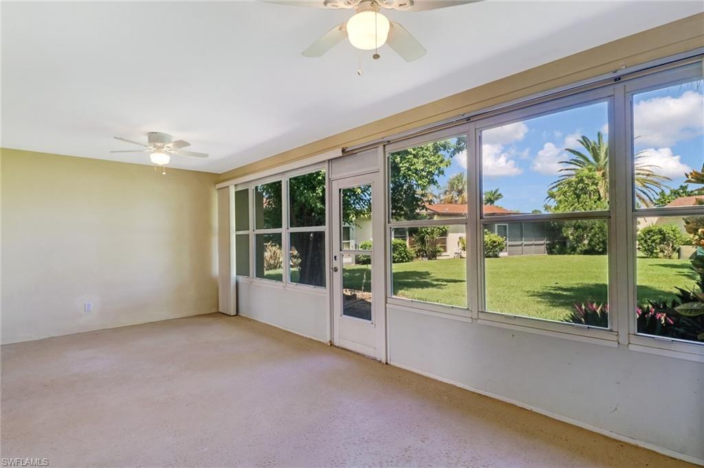 LAKEWOOD VILLAS - Residential