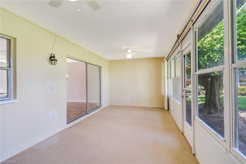 LAKEWOOD VILLAS - Residential