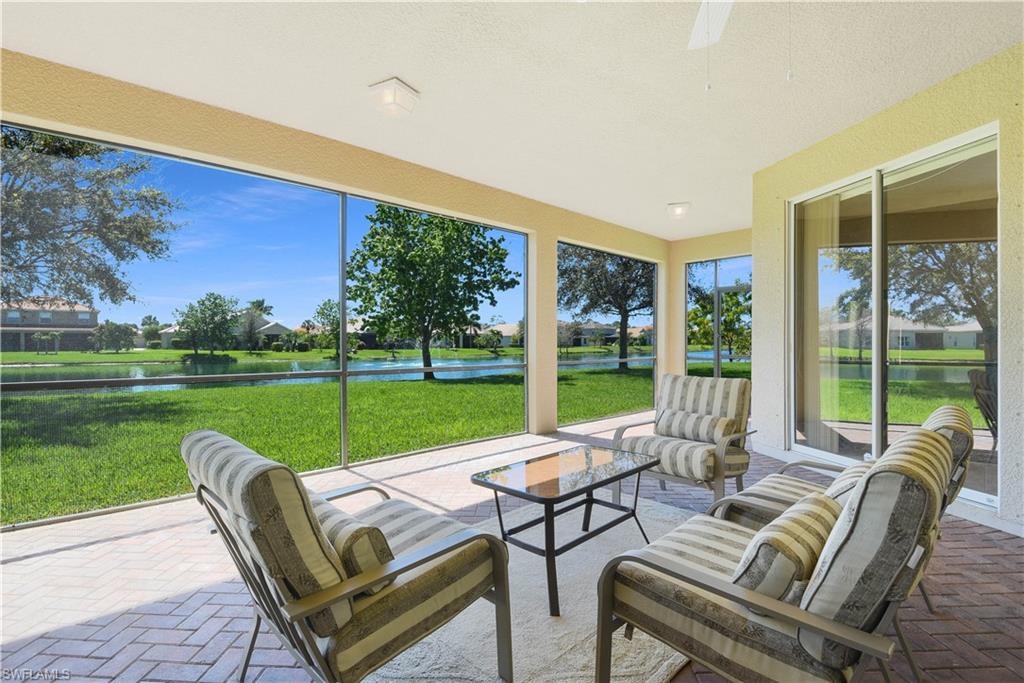 MAGNOLIA LAKES - Residential